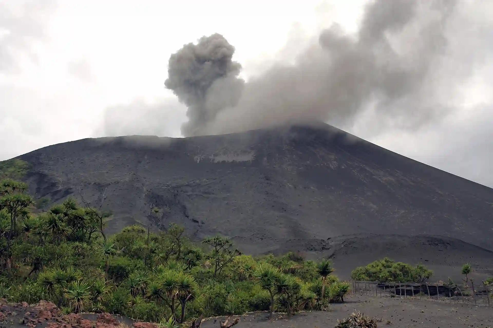 Travel guide to Vanuatu featuring Mount Yasur volcano on Tanna Island