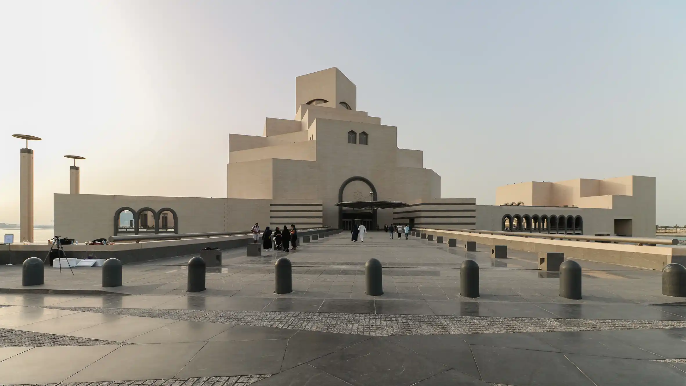 Travel guide to Qatar featuring the Museum of Islamic Art and the Doha skyline