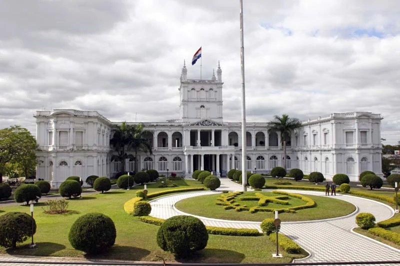Travel guide to Paraguay featuring the Palacio de López in Asunción